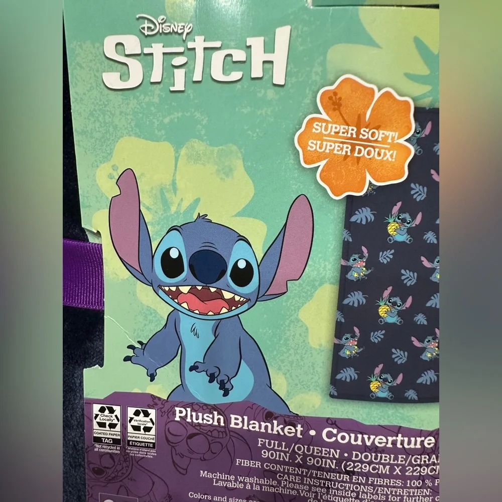 Disney Stitch Pineapple Guitar Soft Plush Dark Blue Blanket Full Queen 90X90 NEW - Picture 2 of 6